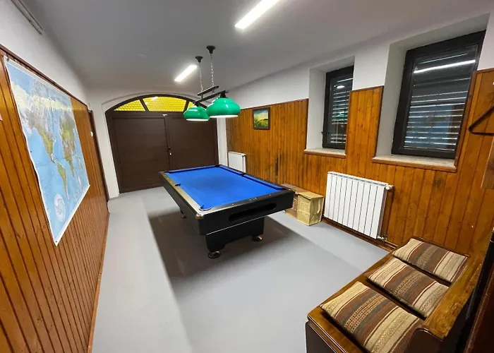 Casa Natura - Charming With Hot Tub Dağ evi *