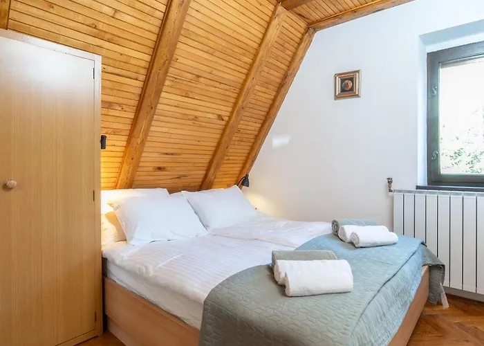 Dağ evi Casa Natura - Charming With Hot Tub