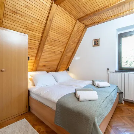 Chalet Casa Natura - Charming With Hot Tub
