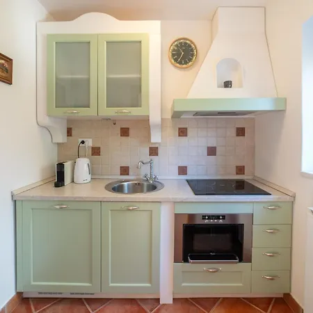 Casa Natura - Charming With Hot Tub Chalet Tuk Vojni