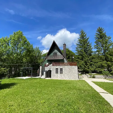 Dağ evi Casa Natura - Charming With Hot Tub